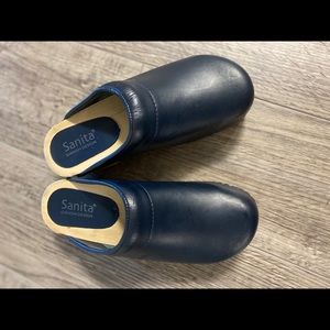 NW/oT Sanita clogs EU 34